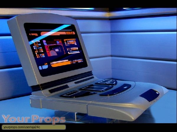 Star Trek  Voyager replica movie prop