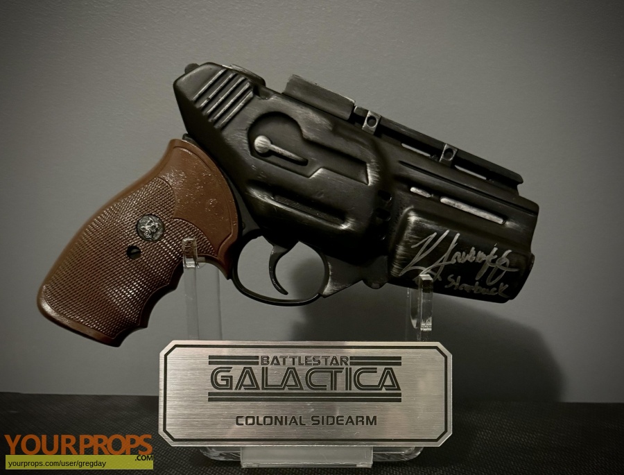 Battlestar Galactica replica movie prop weapon