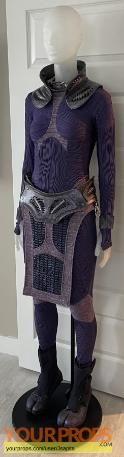 Defiance original movie costume