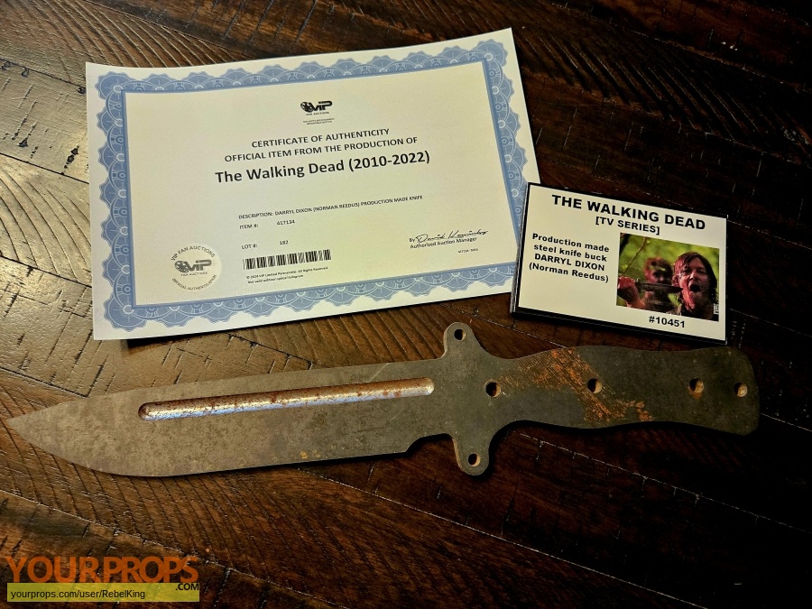 The Walking Dead original movie prop weapon