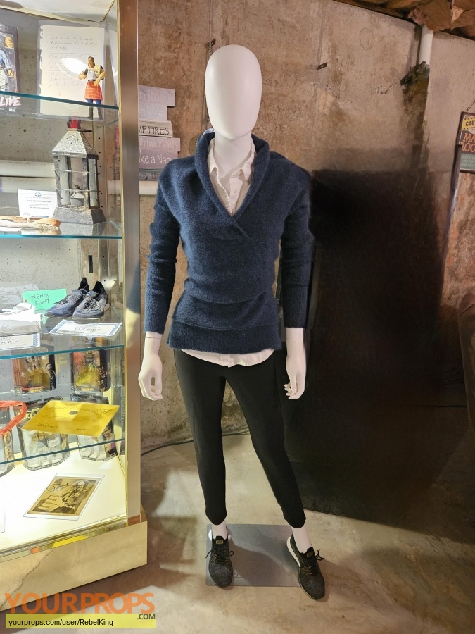 Ozark(2017-2022) original movie costume