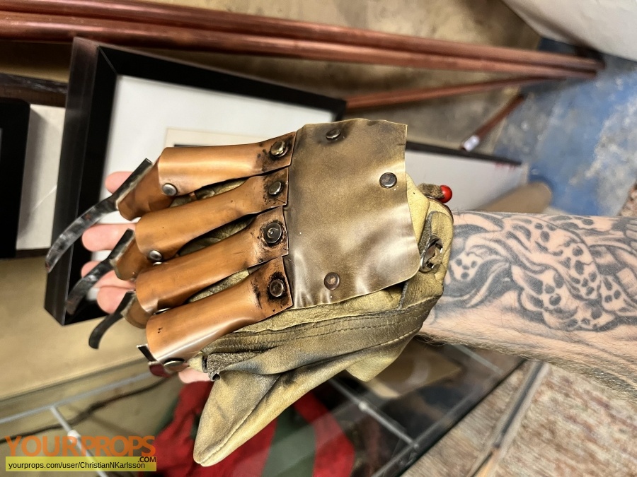 A Nightmare on Elm Street Master Replicas movie prop