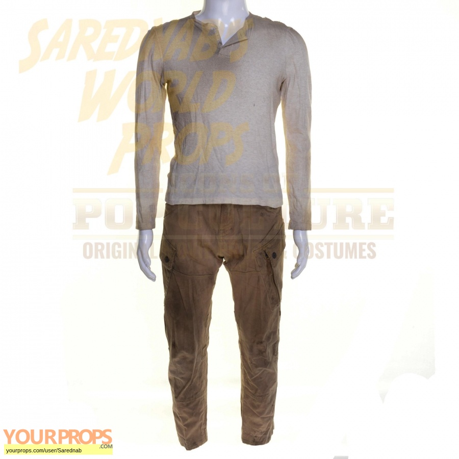 Uncharted original movie costume