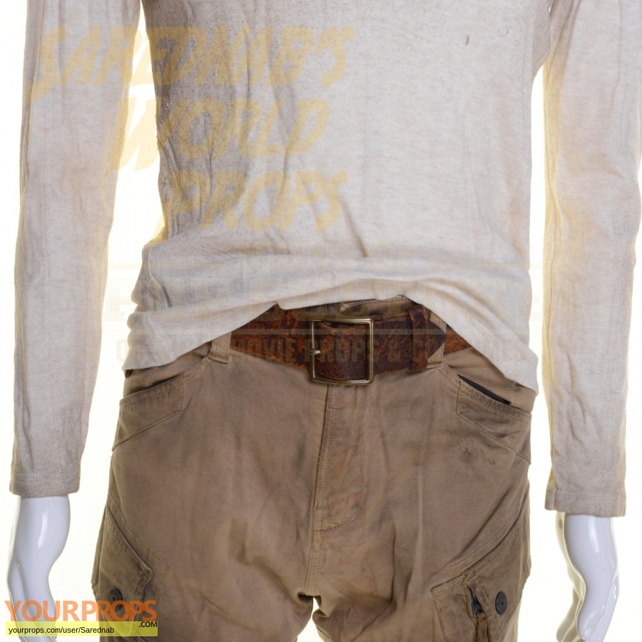 Uncharted original movie costume