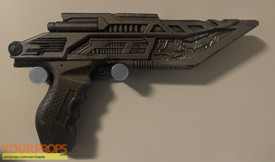 Defiance original movie prop weapon