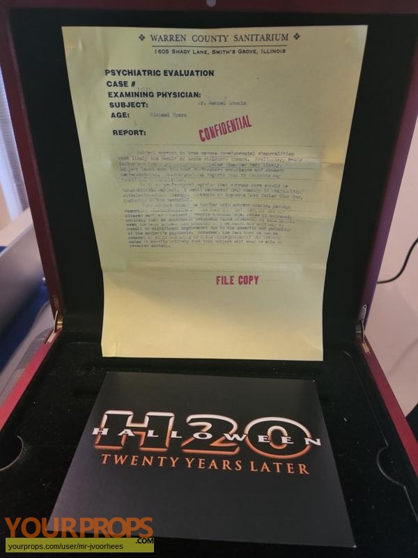 Halloween H20  20 Years Later original movie prop