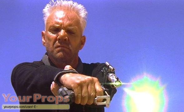 Star Trek  Generations replica movie prop weapon