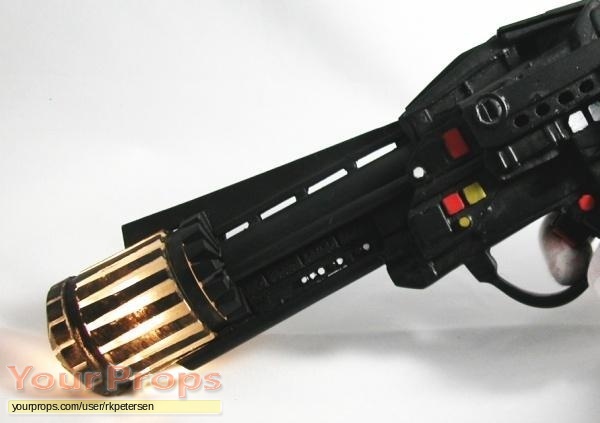 Battlestar Galactica replica movie prop weapon