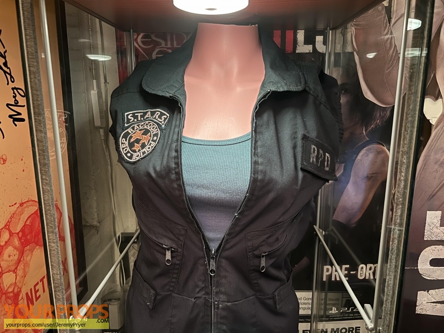 Resident Evil  Welcome to Raccoon City original movie costume