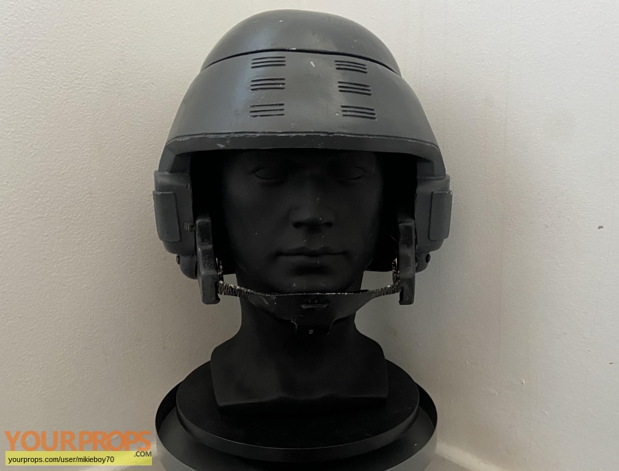 Starship Troopers original movie prop