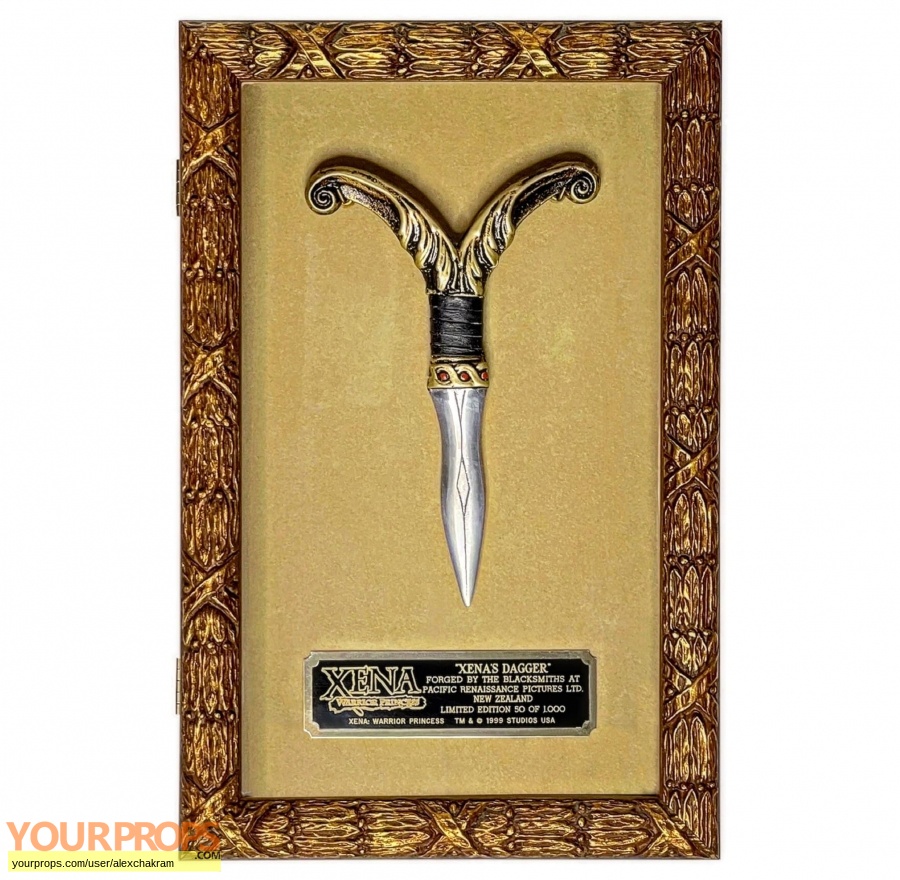 Xena  Warrior Princess Master Replicas movie prop