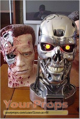 The Terminator Terminator Endoskull. replica movie prop