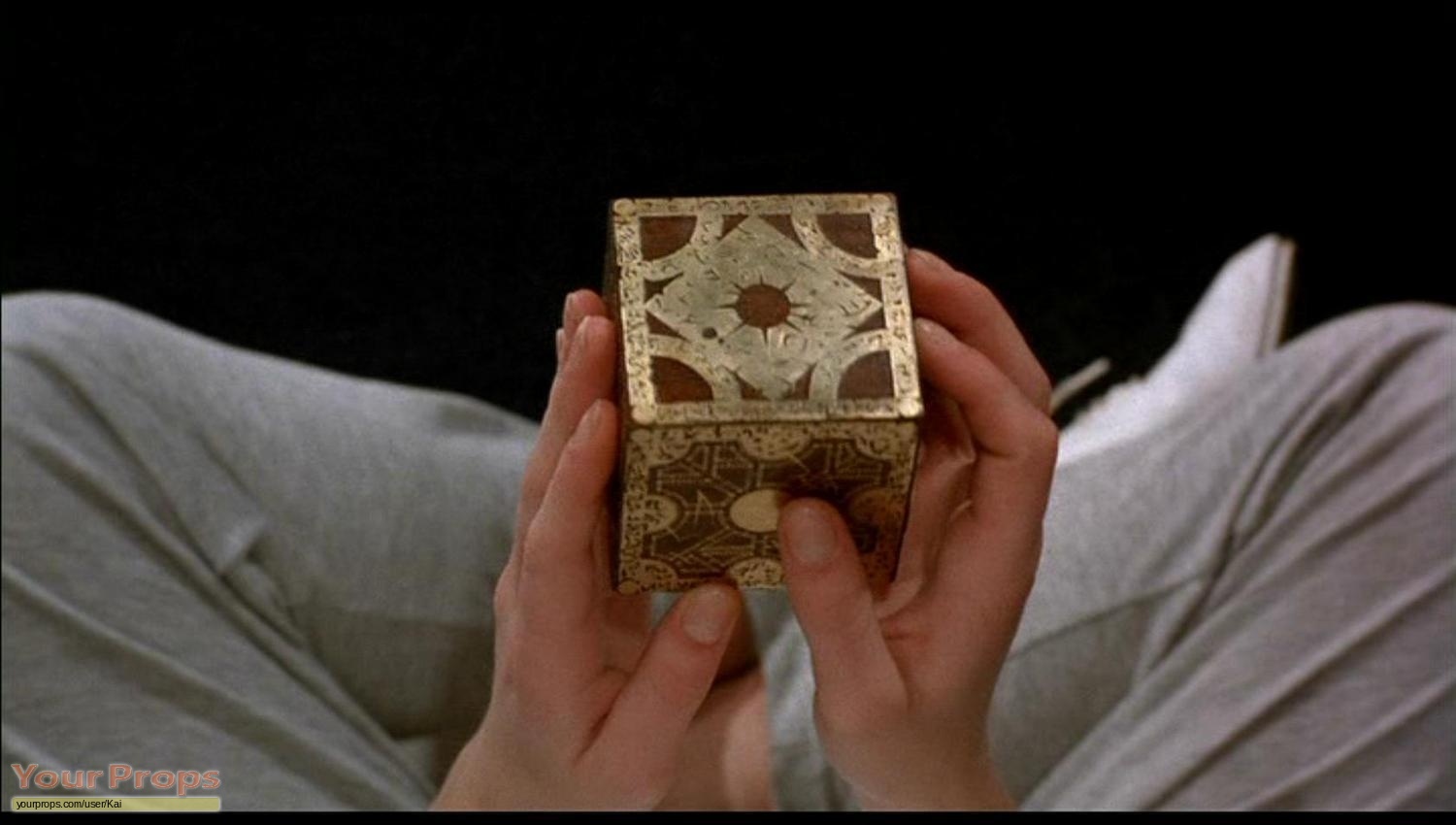 Hellraiser-2-Hellbound-Puzzle-Box-2.jpg