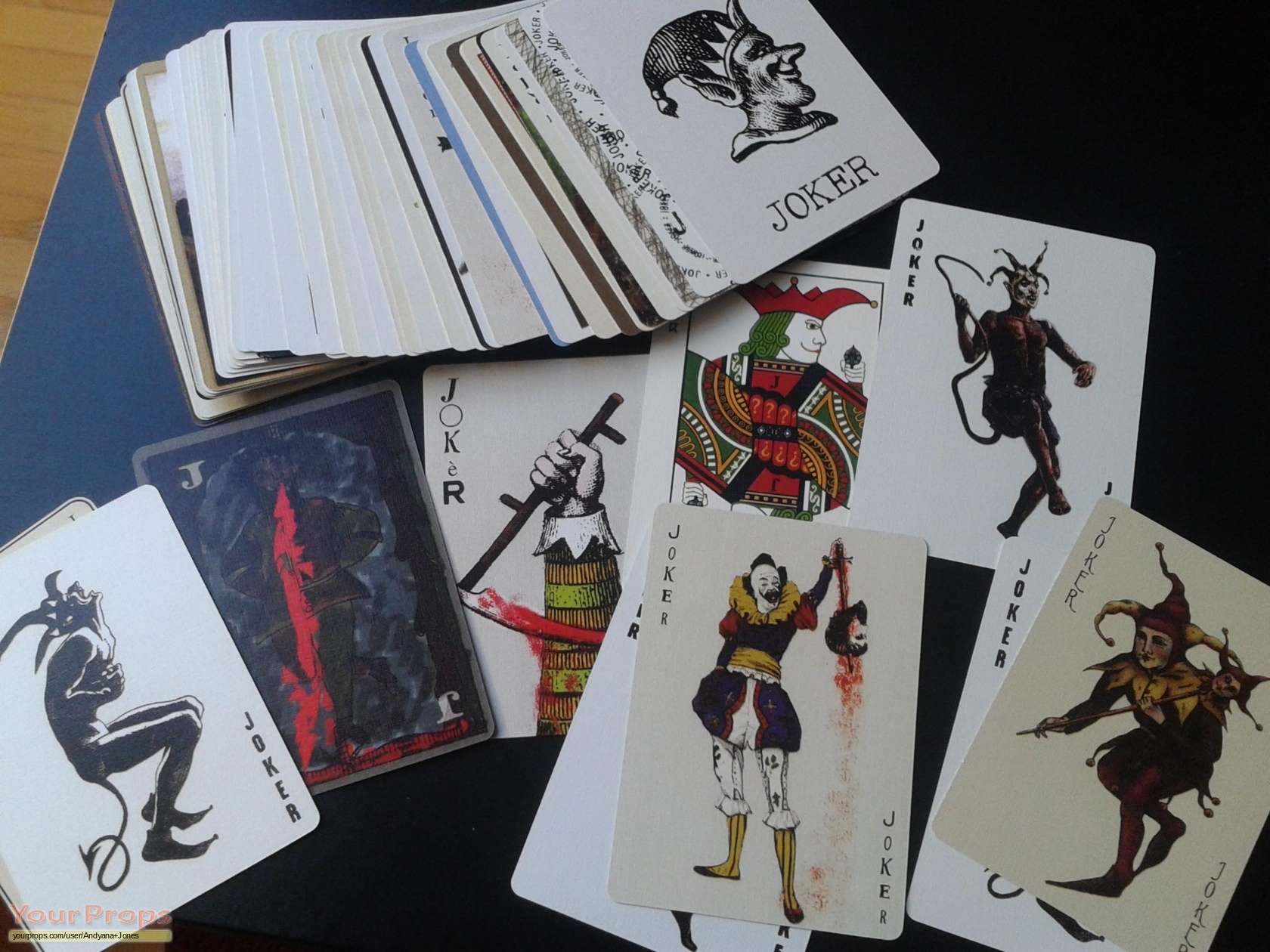 The Dark  Knight  Joker  Cards replica movie prop