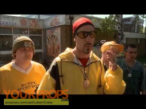 Ali G Indahouse Stunt Hero Bling Necklace And Signed Items Given To Crew Original Movie Prop