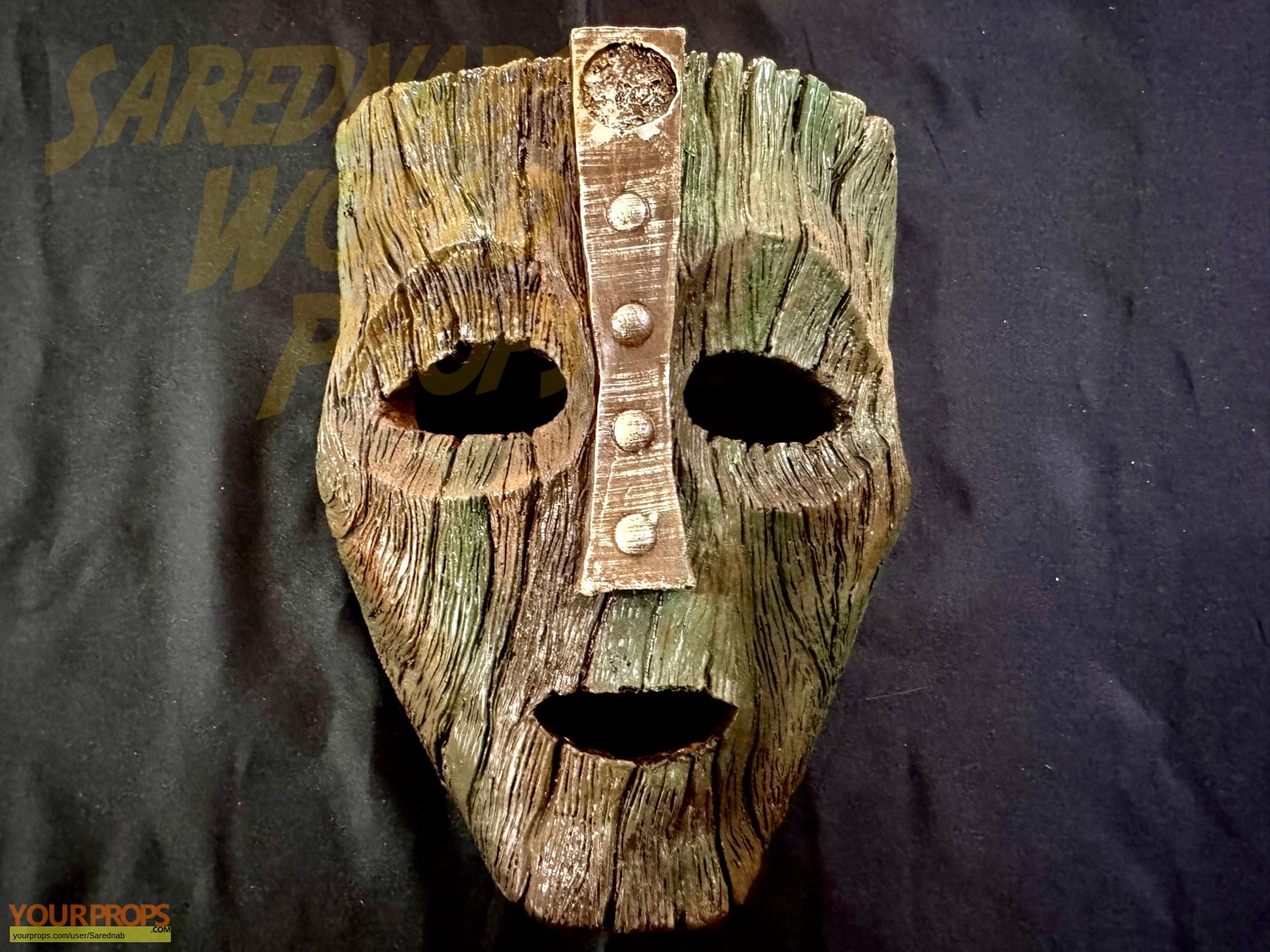The Mask Replica 