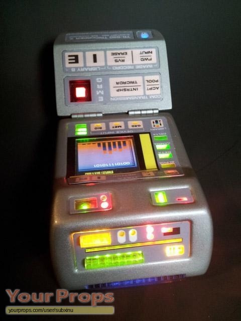 Star Trek: First Contact Starfleet Science/Medical Tricorder TR-590 ...