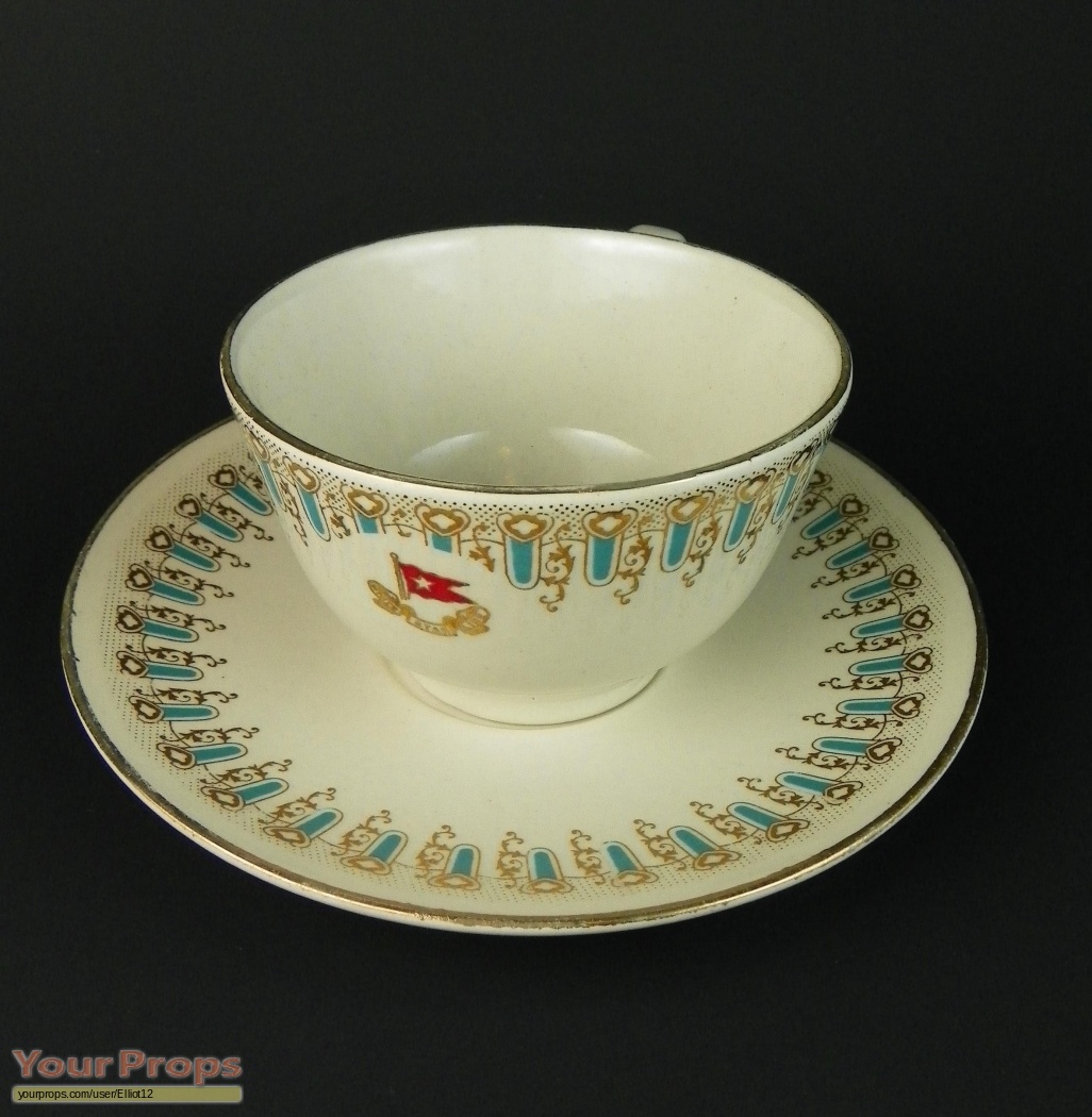 https://www.yourprops.com/movieprops/original/yp_54a95b263740c5.53085647/Titanic-1st-Class-Teacup-and-Saucer-1.jpg