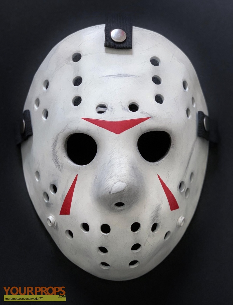 Friday the 13th, Part 3 Jason Hockeymask 3 battledamaged replica movie prop